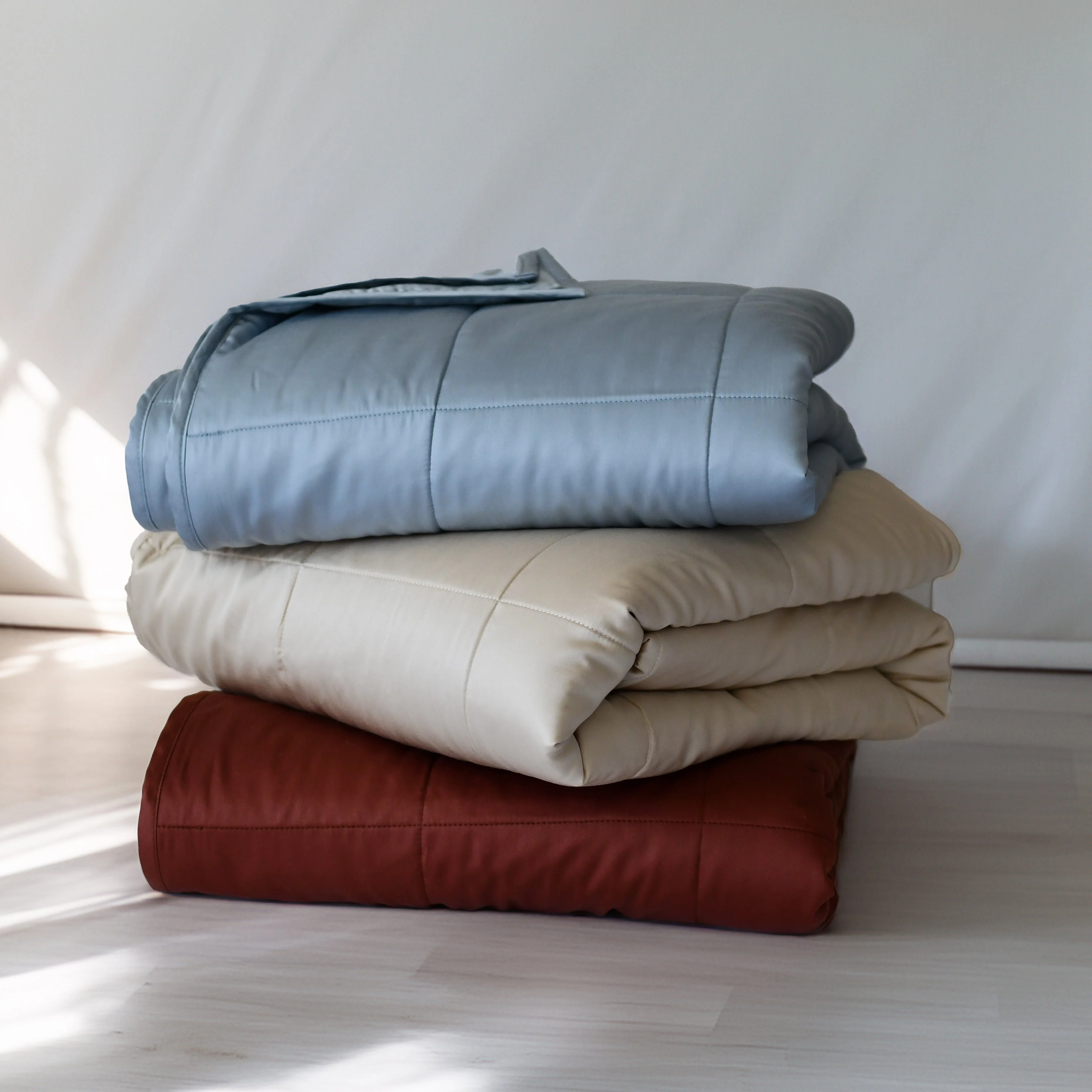 Eucalypso CloudWeight Box Stitch Quilt - Image 7